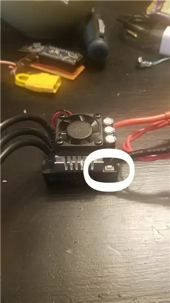 Botón de encendido externo a un ESC