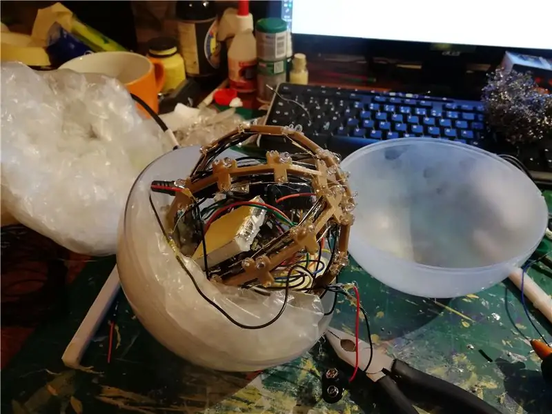 Laten we een magische kristallen bol maken met magische spreuken! ~ Arduino ~