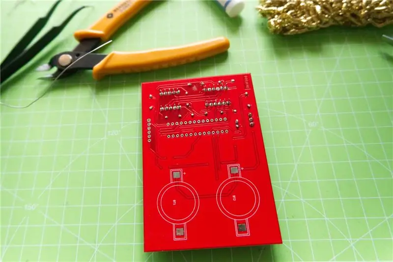 Solder #5: Tambahkan Dudukan Baterai (Langkah terakhir)