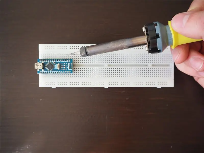 Connecteu l'Arduino a la targeta MicroSD Breakout Board