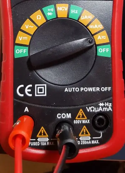 Sondes aansluiten op de multimeter