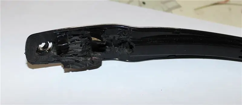 Βήμα 6: Hollow Out End of Gaming Headset