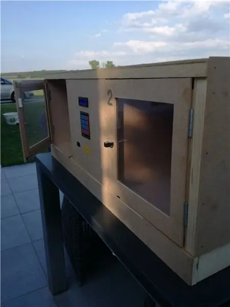 SmartPost: Smart Postal Package Locker