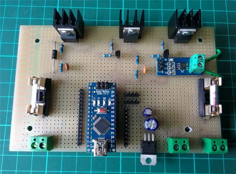 Connecteu el sensor de corrent