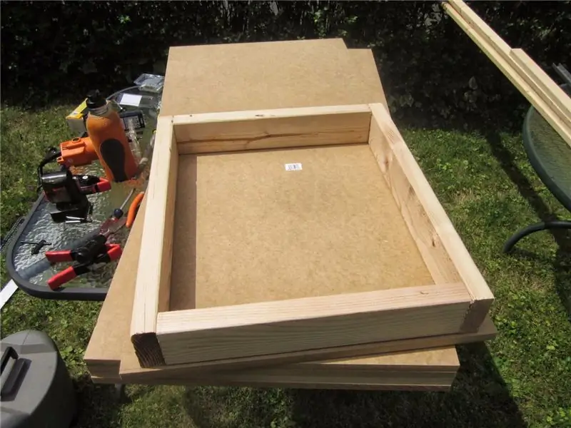 Construye la base 2x4