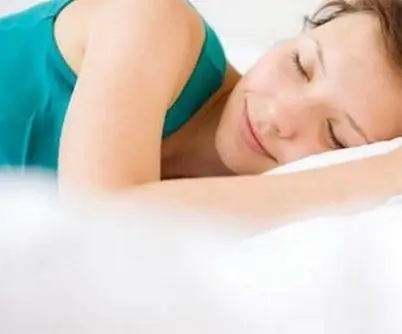 Maschera per gli occhi Musica per dormire: 5 passaggi