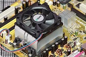 Instalando a CPU, RAM e dissipador de calor