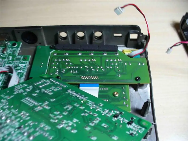 MENDAPATKAN PCB