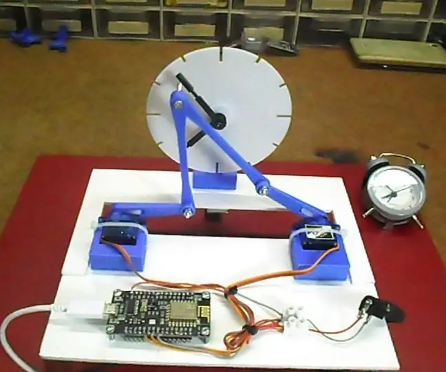 Servo-horloge cinétique imprimée en 3D : 3 étapes