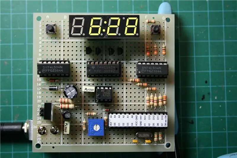 60 Гц электр линиясы менен синхрондуу Arduino Digital Clock