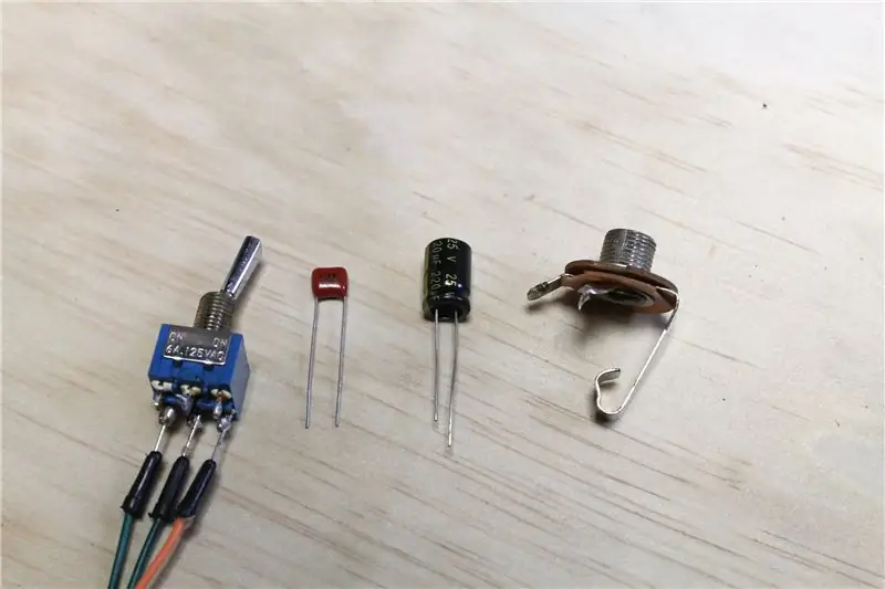 Membuat Sirkuit - Breadboarding