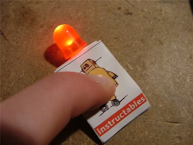 Mga Instruction na Robot Paper LED Flashlight: 10 Hakbang (na may Mga Larawan)