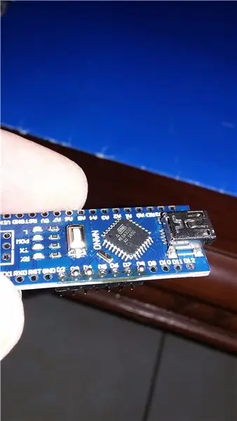 Vorbereitung Ihres Arduino Nano