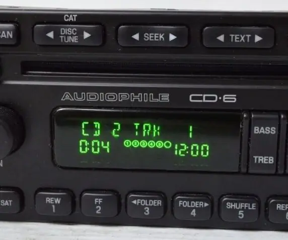 Come fare in modo che una radio stereo Ford Audiophile riproduca file Mp3: 7 passaggi