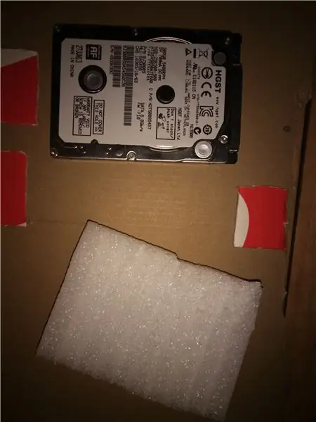 Gumawa ng isang Foam Base para sa Iyong Hard Drive