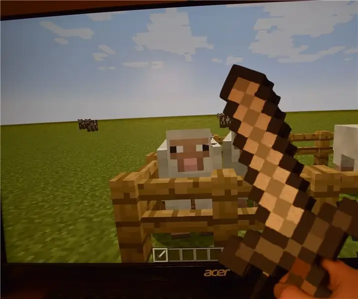 Shpata e Minecraft godet kur bëni: 5 hapa (me fotografi)