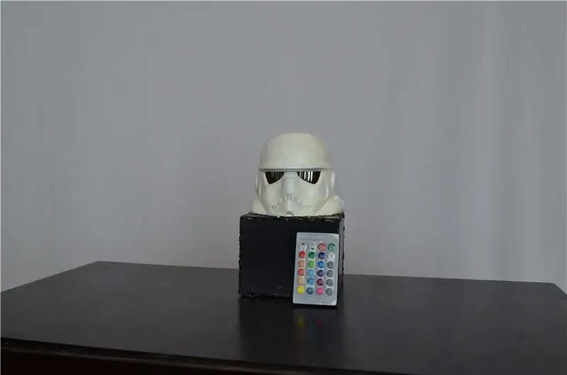 Glowtrooper: en interaktiv Stormtrooper -hjälm