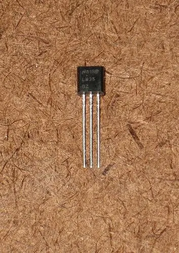 Vanntett en LM35 temperatursensor