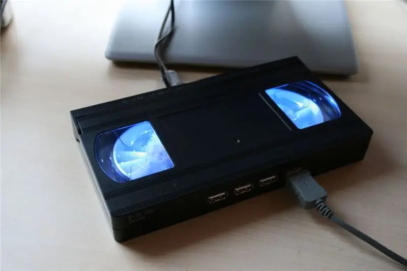 Hab USB Tape Video Glowing: 11 Langkah (dengan Gambar)