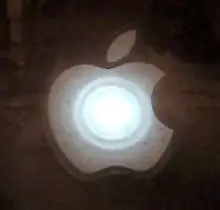 Adesivo con logo Apple pulsante: 3 passaggi (con immagini)