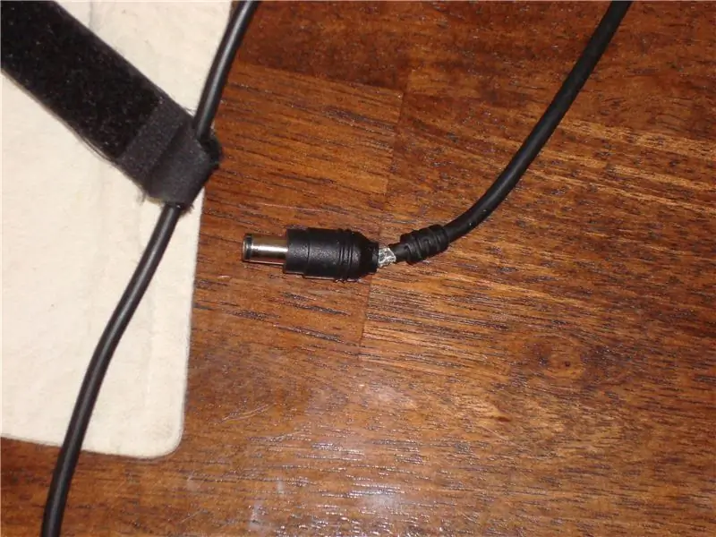 Conector magnético de alimentação para laptop