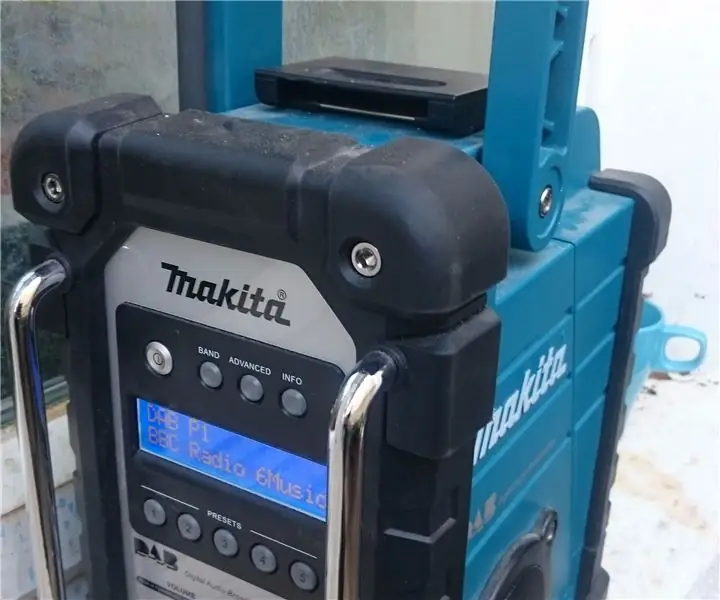 Cuando las baterías Makita BL1813G no se ajustan al radio del sitio Makita: 6 pasos