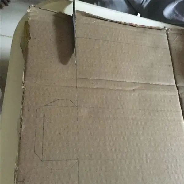 Gupitin ang Cardboard