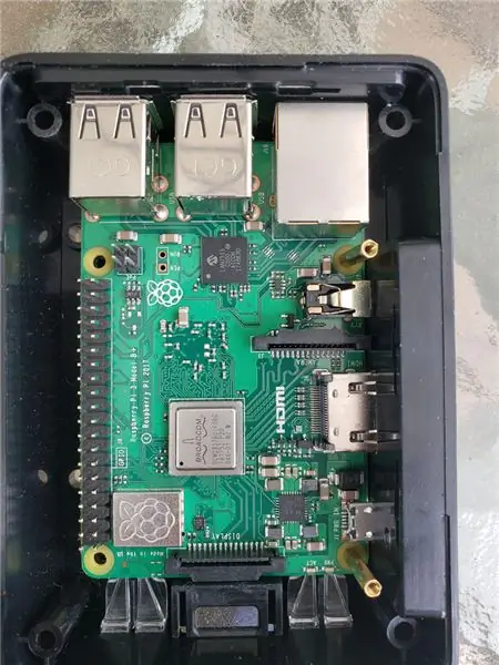 ወደ Raspberry Pi ቅብብል ኮፍያ ያክሉ እና ከሶሌኖይድ ቫልቭ ጋር ያገናኙት