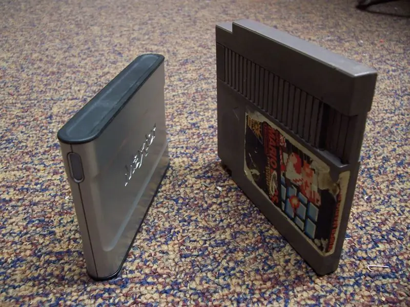 NES Cartridge Panlabas na Hard Drive