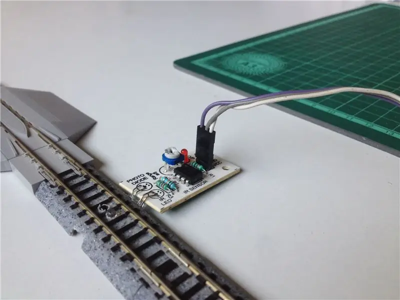 Conectați piesele „senzorizate” la placa Arduino