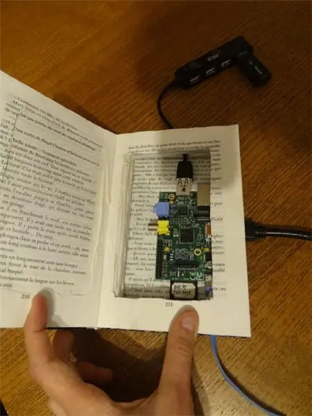 Funda per a llibres secrets per a Raspberry Pi