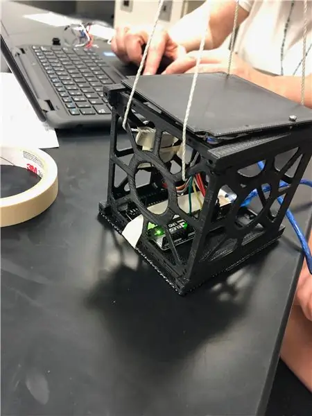 Kuidas Arduinot pildistamiseks kokku panna Autor: Sydney, Maddy ja Magdiel