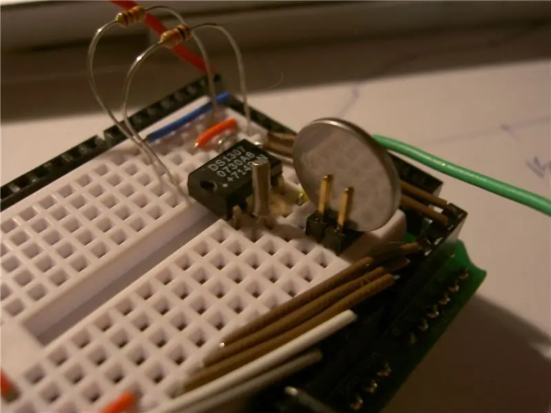 Dudukan Baterai Gerilya untuk Papan Tempat Memotong Roti / Proyek Arduino Anda: 3 Langkah