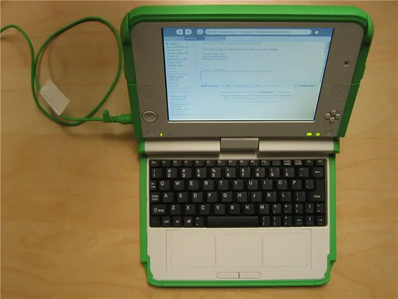 Voltooi die taak: die installering van 'n USB -sleutelbord in 'n OLPC XO -skootrekenaar, Fase II: 6 stappe