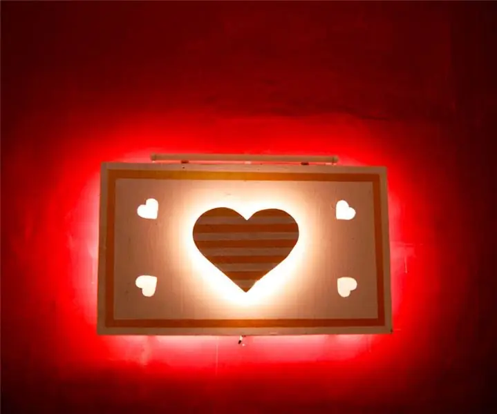 Decoración de pared retroiluminada con control remoto en forma de corazón: 8 pasos (con imágenes)