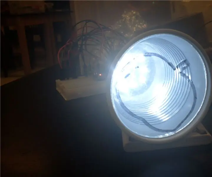 Lampe de poche pour projecteur d'événement : 5 étapes (avec photos)