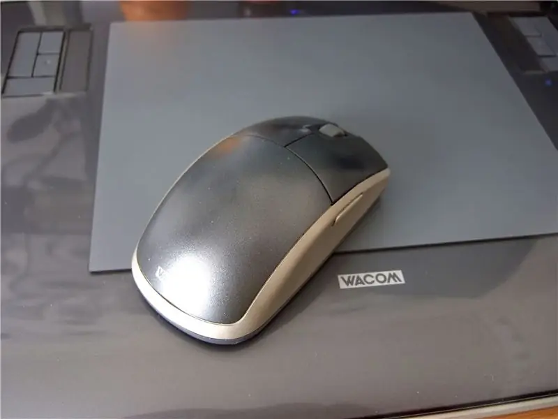 Vyčistite myš Wacom Intuos: 4 kroky