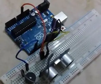 Кедергілерді анықтау және ескерту - Arduino UNO және ультрадыбыстық: 4 қадам (суреттермен)