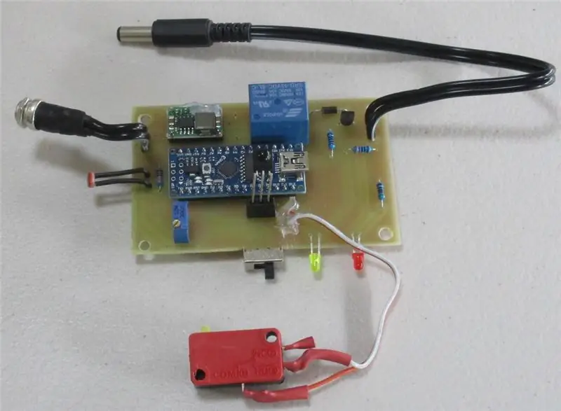 Basiseenheid (om een 12v LED-paneel te schakelen)