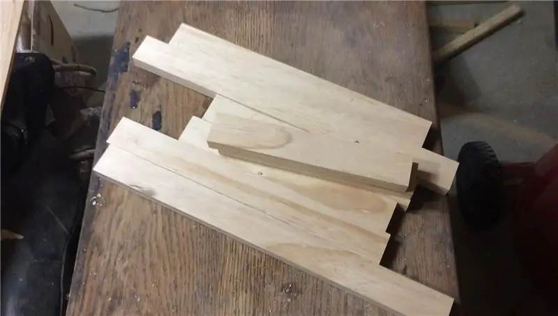 Ontwerp afronden en hout snijden