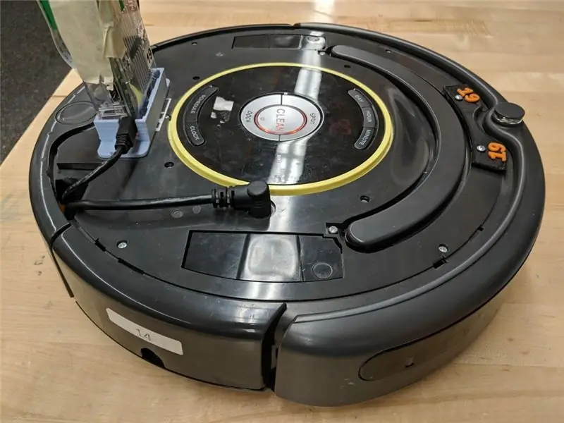 MATLAB tərəfindən idarə olunan Roomba