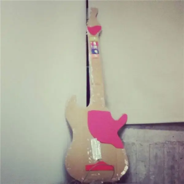 Gitarový hrdina s Makey Makey