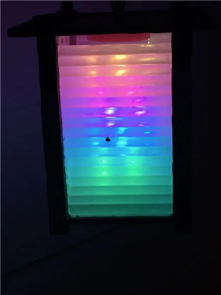 LED spirāles koks