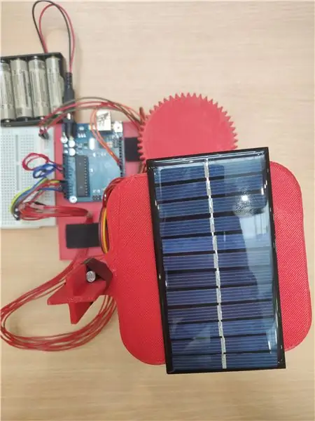 UCL - Embedded // Rastreador de luz de eixo duplo para painéis solares