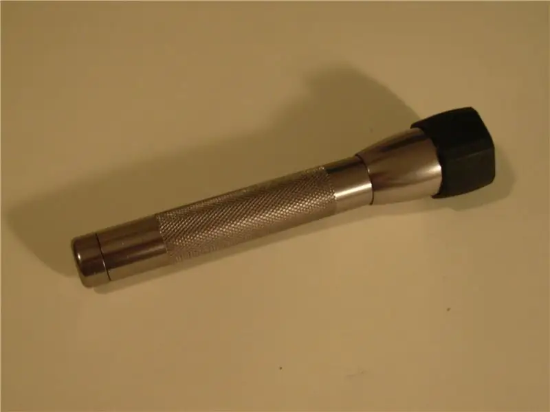 פריצת LED Mini Maglite: 7 שלבים