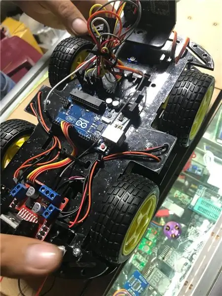 Robot Arduino Explorer “Nueve