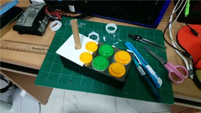 DIY arkádový joystick