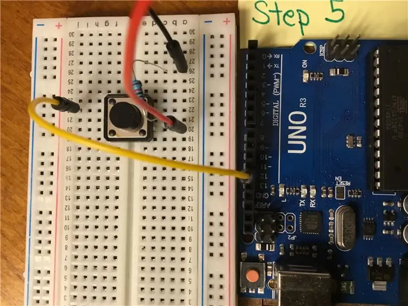 Pripojte pravú hornú nohu tlačidla pomocou drôtu k digitálnemu kolíku 12