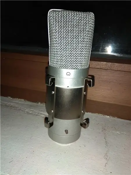 Auna Mic 900 izslēgšanas režīms