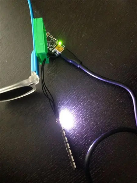 Soldar cables a NeoPixels